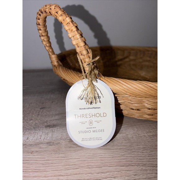 Studio Magee Round Basket With Two Handles 18" Diameter Handwoven Tray- NWT - Picture 4 of 8